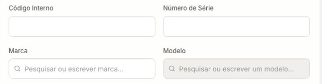 Código interno, número de serie, marca y modelo.